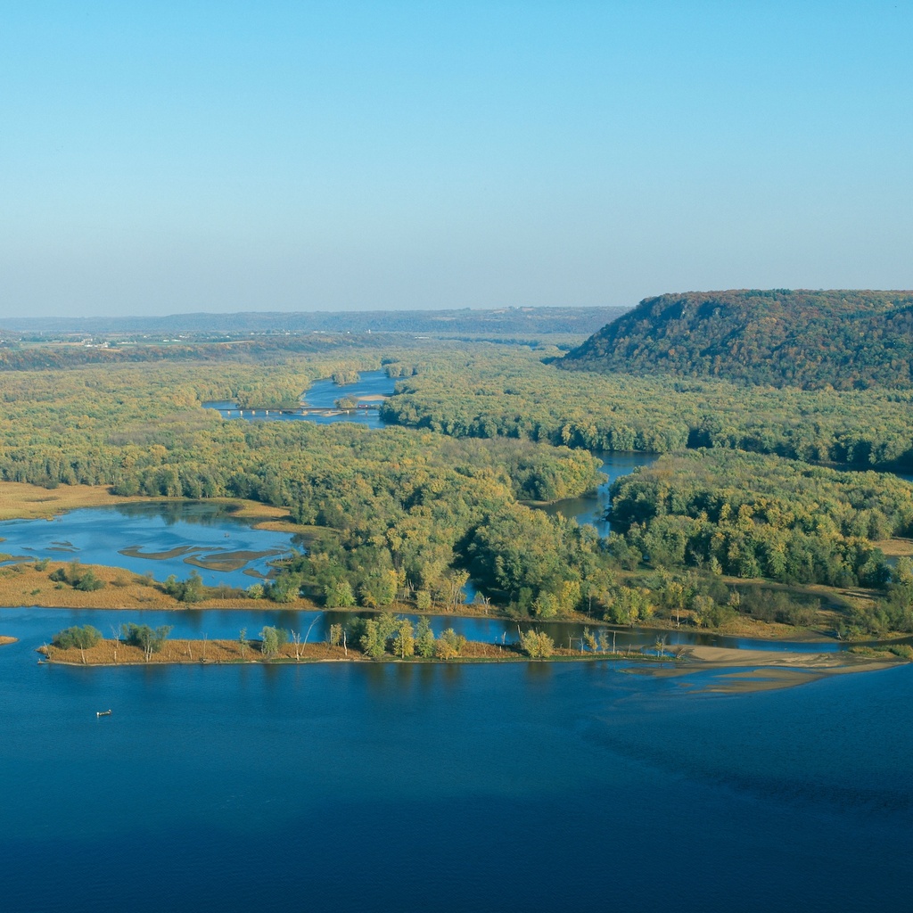 From the Driftless to the Delta: Rethinking Water Protections in the Mississippi River Watershed promotional image